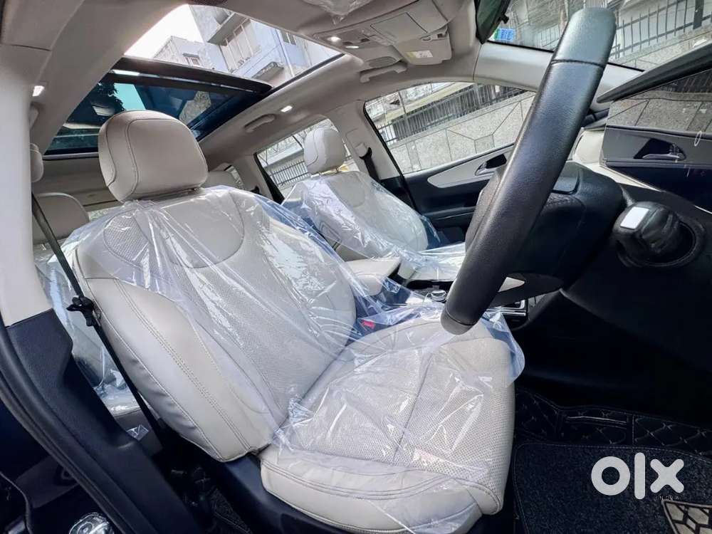 Mahindra Xuv700 2024 Variant Petrol Auto