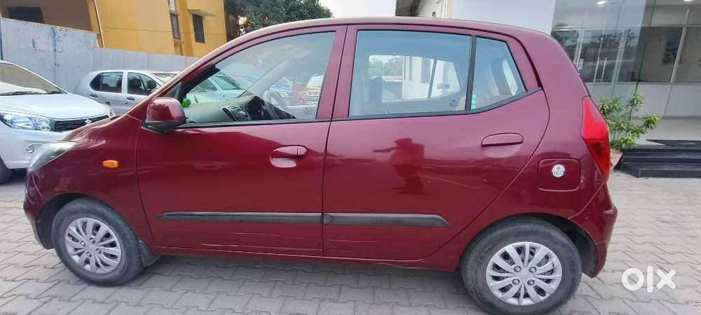 Hyundai I10 Sportz, 2014, Petrol