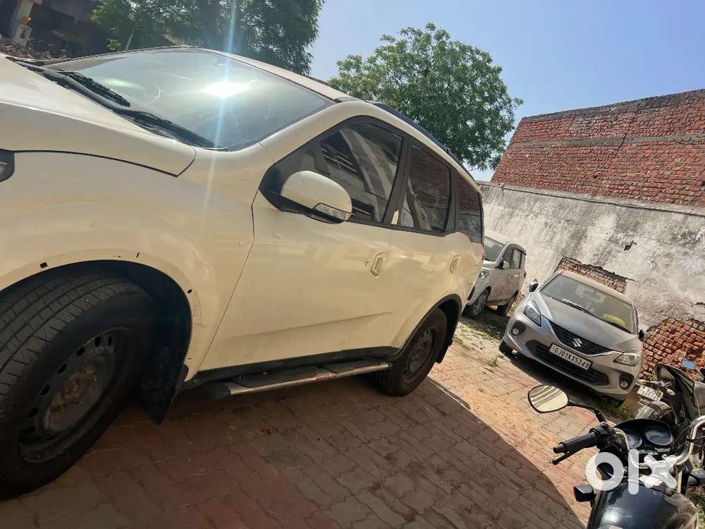 Mahindra Xuv500 2015 Diesel 124000 Km Driven