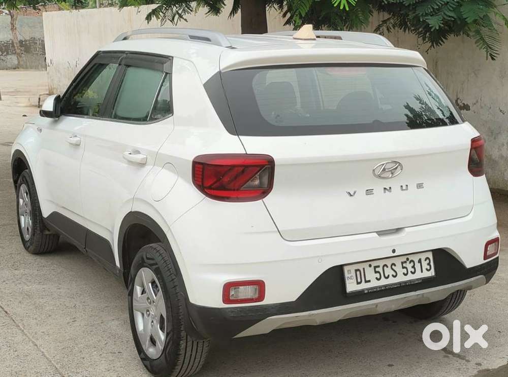 Hyundai Venue S Plus Mt 1.2 Kappa, 2021, Petrol
