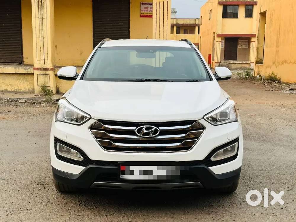 2015 Hyundai Santa Fe 4x2 Automatic Diesel – Single Owner