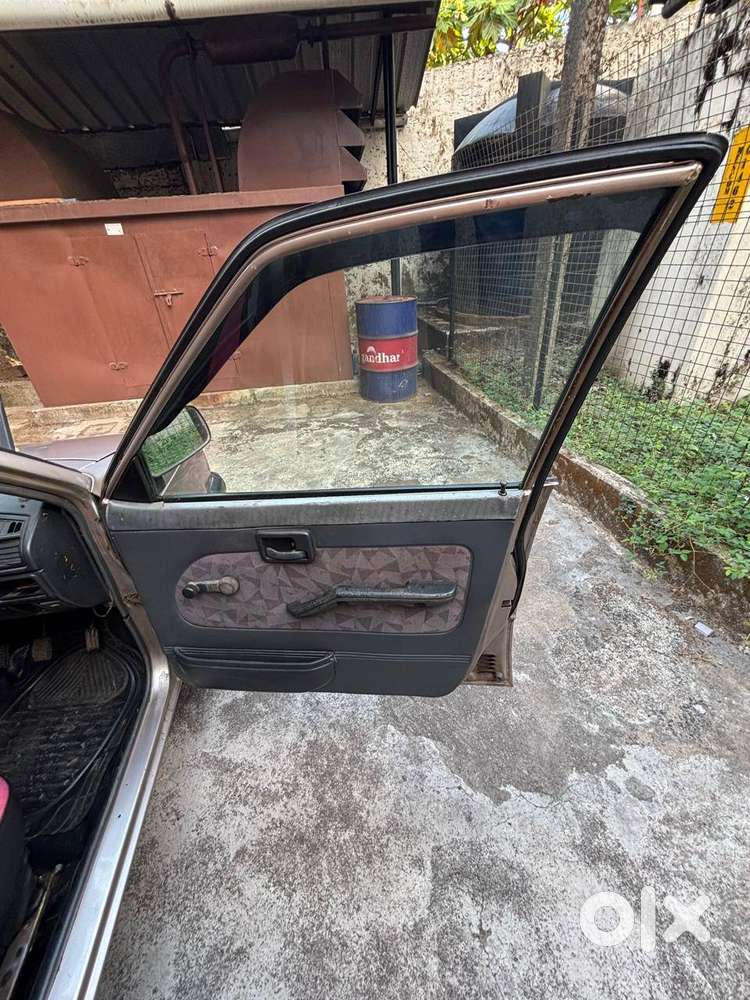 Maruti Suzuki 800 - 5 Speed