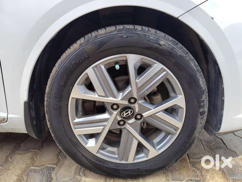 Hyundai Verna 1.5 Sx (o) Vtvt Ivt, 2023, Petrol