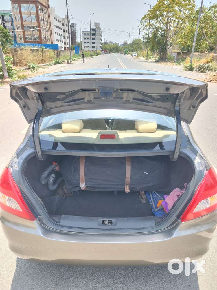 Maruti Suzuki Swift Dzire 1.2 Vxi Bsiv, 2016, Cng & Hybrids