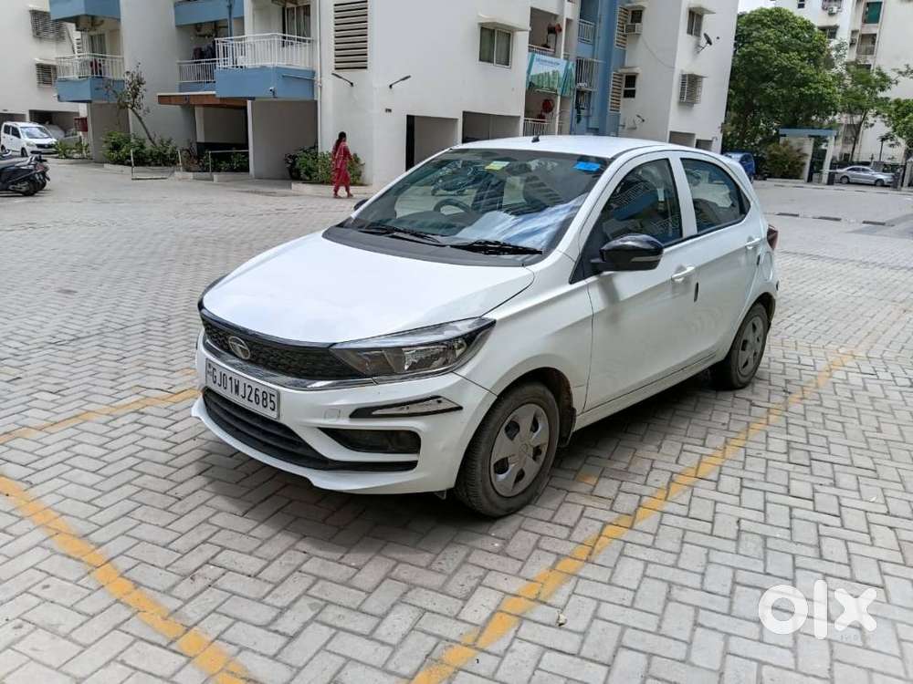 With Company Record. Non- Accidental Car. Best Condition.
