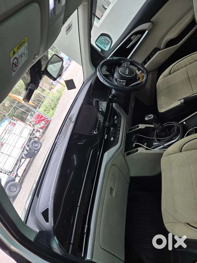 Kia Carens 2022 Diesel Well Maintained