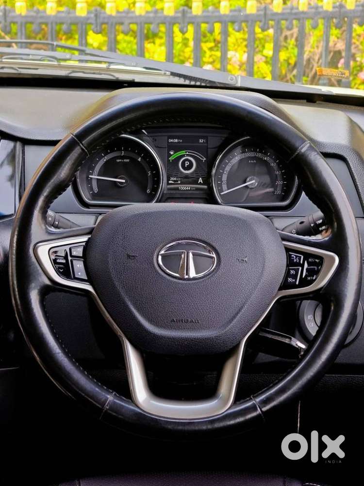 Tata Hexa Xta, 2018, Diesel
