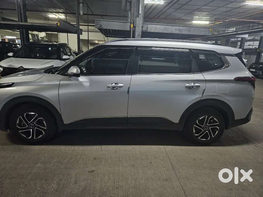 Kia Carens Prestige Plus 2024
