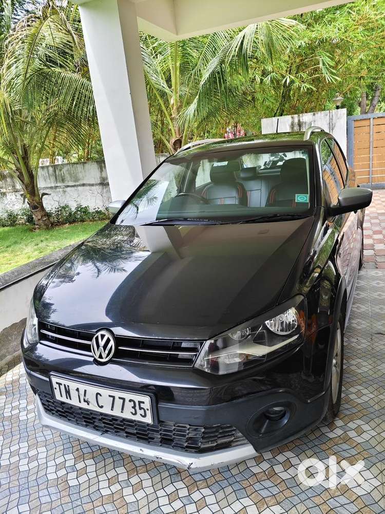 Single Owner Well Mainted Volkswagen Crosspolo Car Manual 2015