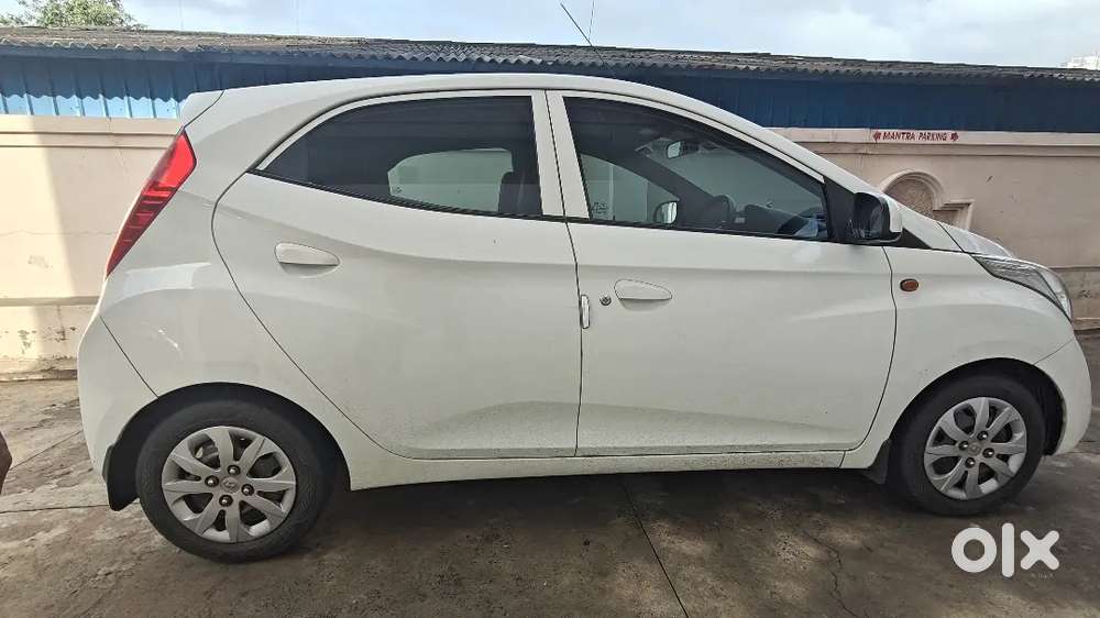 Hyundai Eon Petrol Manual 2015 Sports Model
