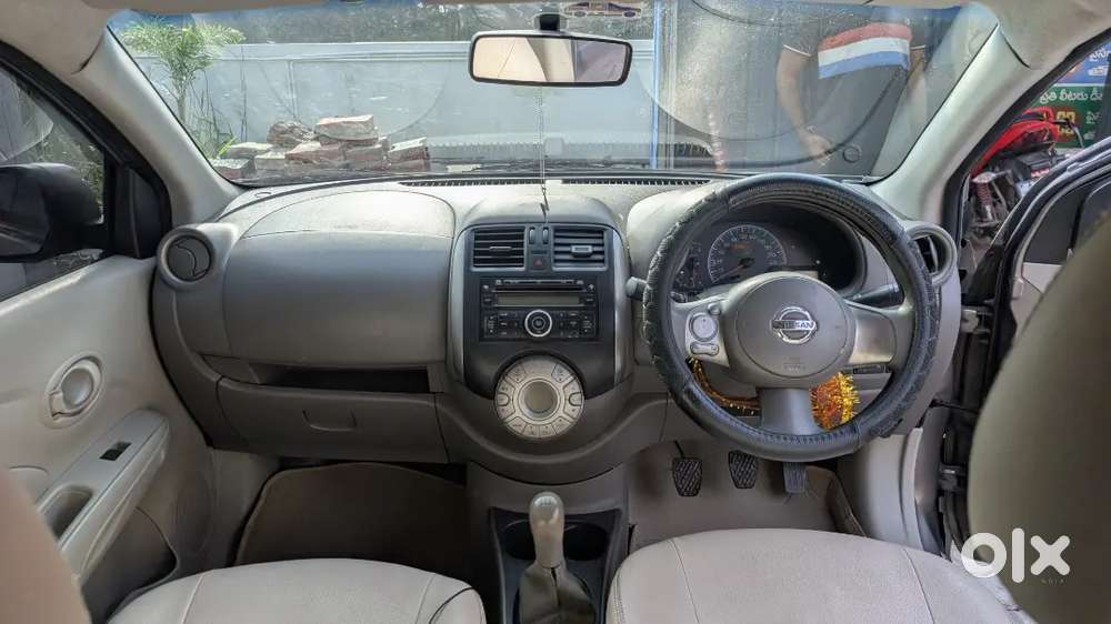 Nissan Sunny Petrol Manual 2011