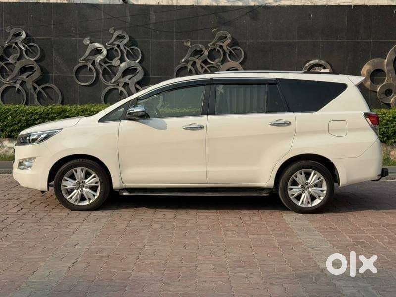 Toyota Innova Crysta 2.4 Z 7 Str, 2019, Diesel
