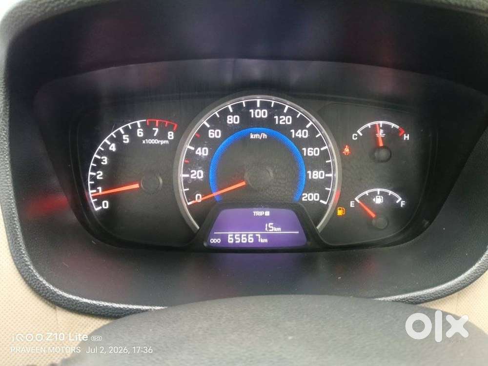 Hyundai Grand I10 Sportz, 2017, Petrol