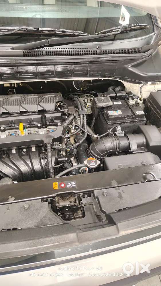 Kia Carens Clavis 2025 Petrol
