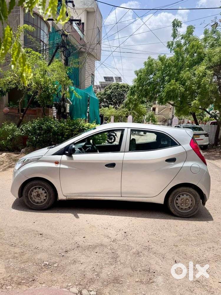 Hyundai Eon Era +, 2016, Petrol