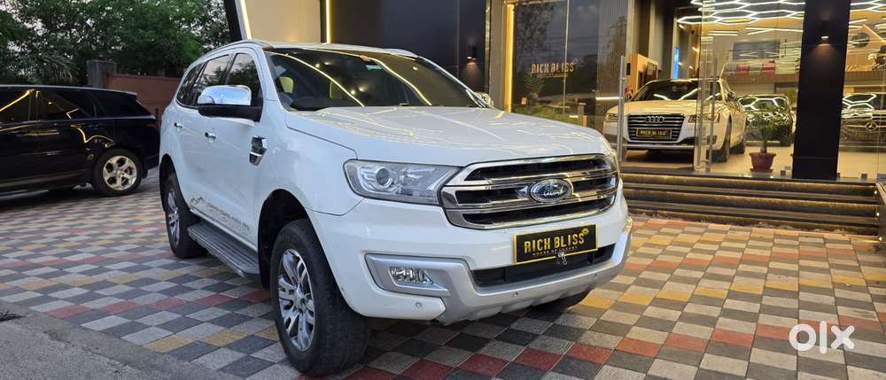 Ford Endeavour 3.2 Titanium At 4x4, 2017, Diesel