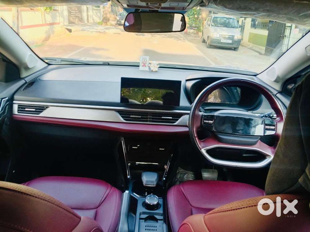 Tata Curvv Accomplished S 1.2 Revotron Petrol 7dca, 2025, Petrol