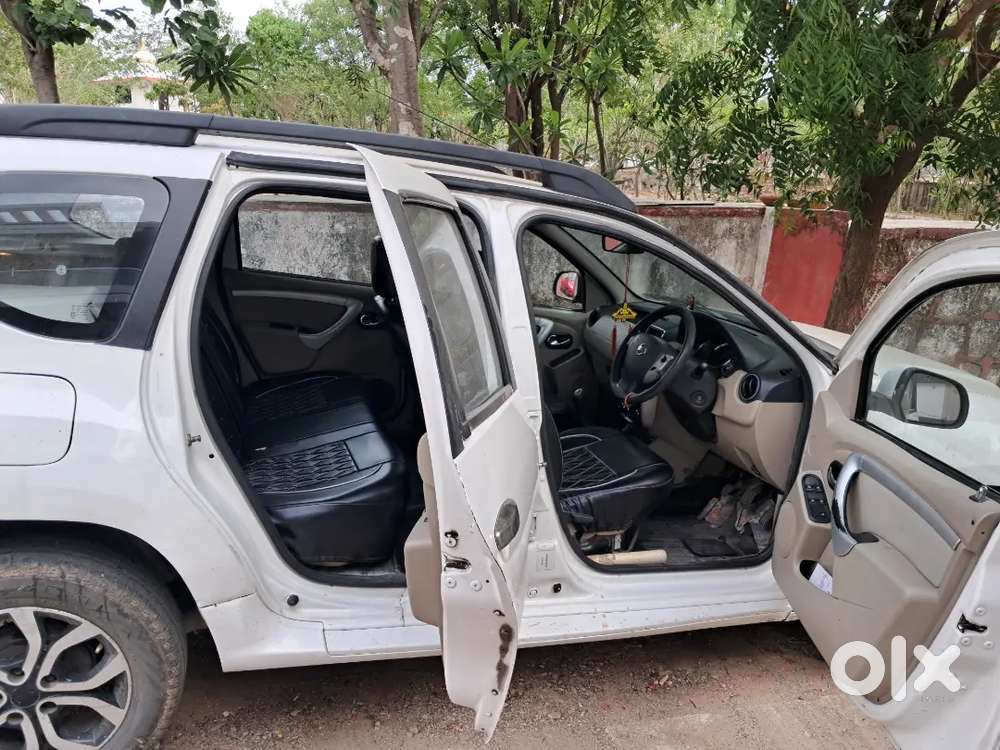 Nissan Terrano 2016 Diesel 250000 Km Driven