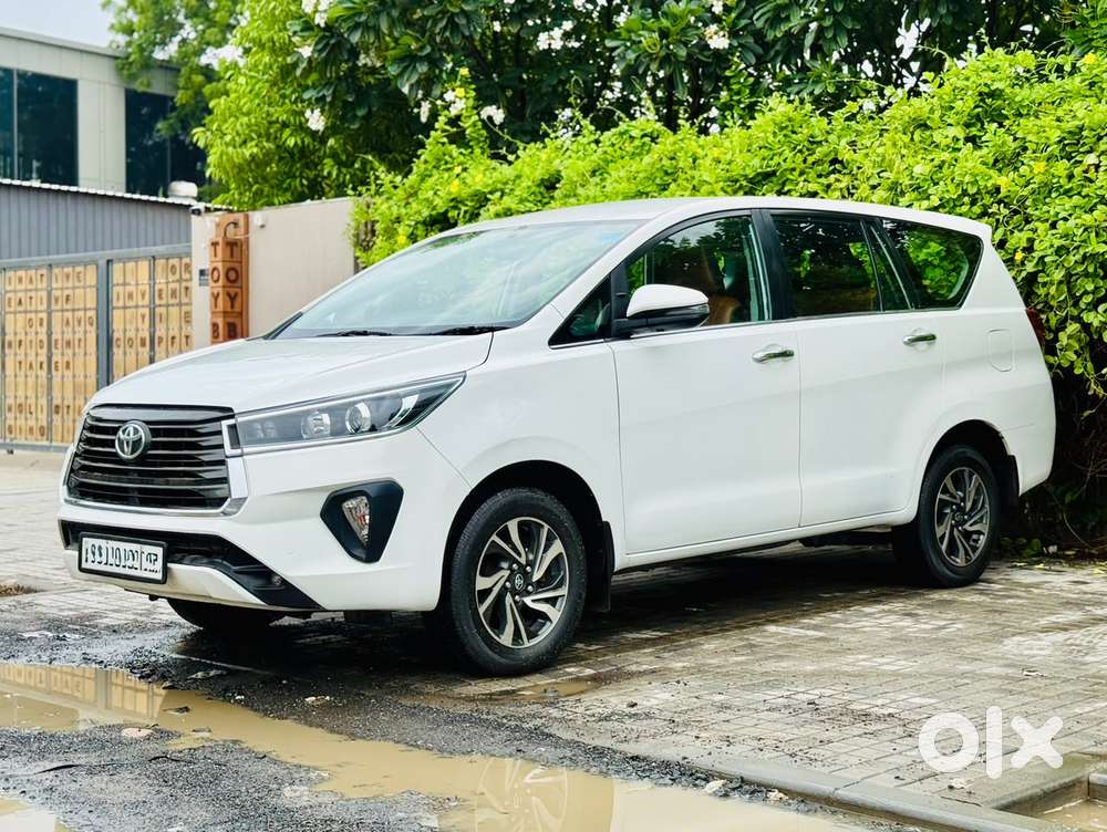 Toyota Innova Crysta 2.4 V, 2022, Diesel