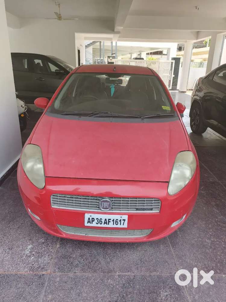 Fiat Punto 2010 Diesel 90000 Km Driven