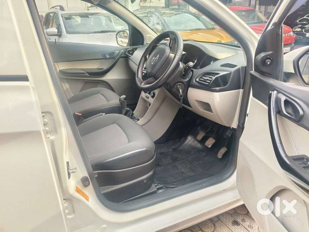 Tata Tiago 1.2 Revotron Xt, 2019, Petrol