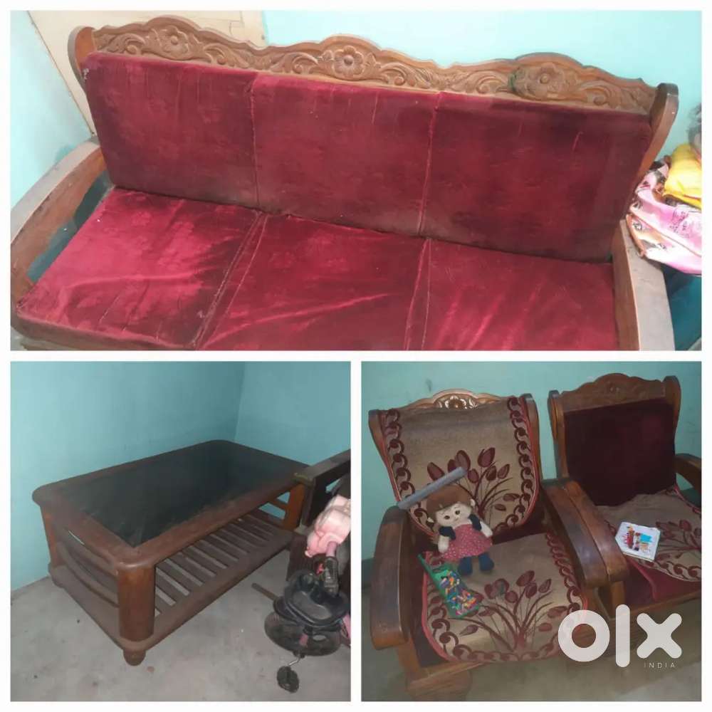 5 seater sofa set with center table