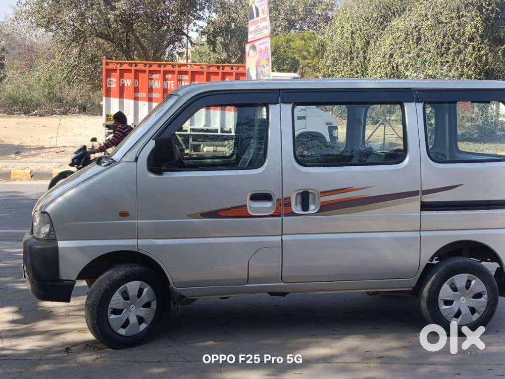 Maruti Suzuki Eeco 5 Seater Standard, 2017, Petrol