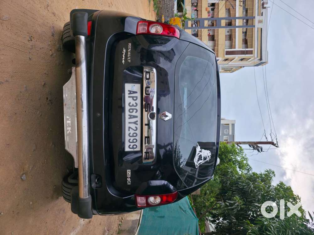 Duster Black Sport Edition