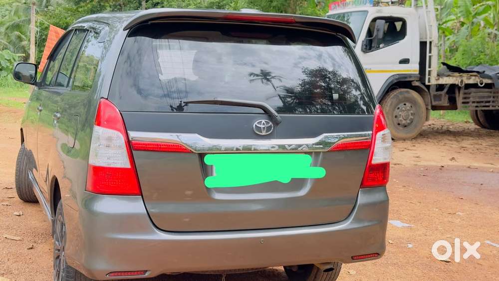 Toyota Innova Diesel 2012