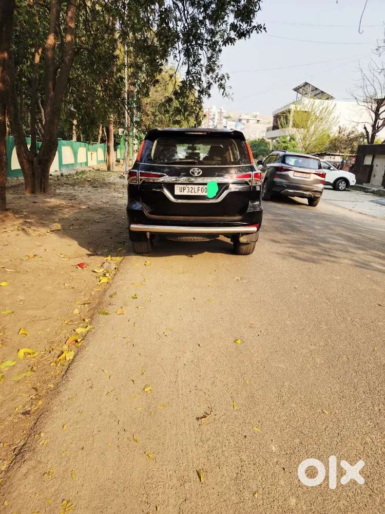 Toyota Fortuner 2020 Diesel 270000 Km Driven
