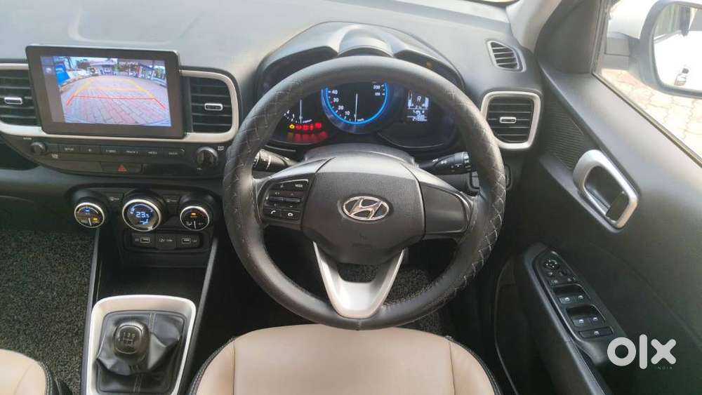 Hyundai Venue 1.2 S Plus, 2022, Petrol