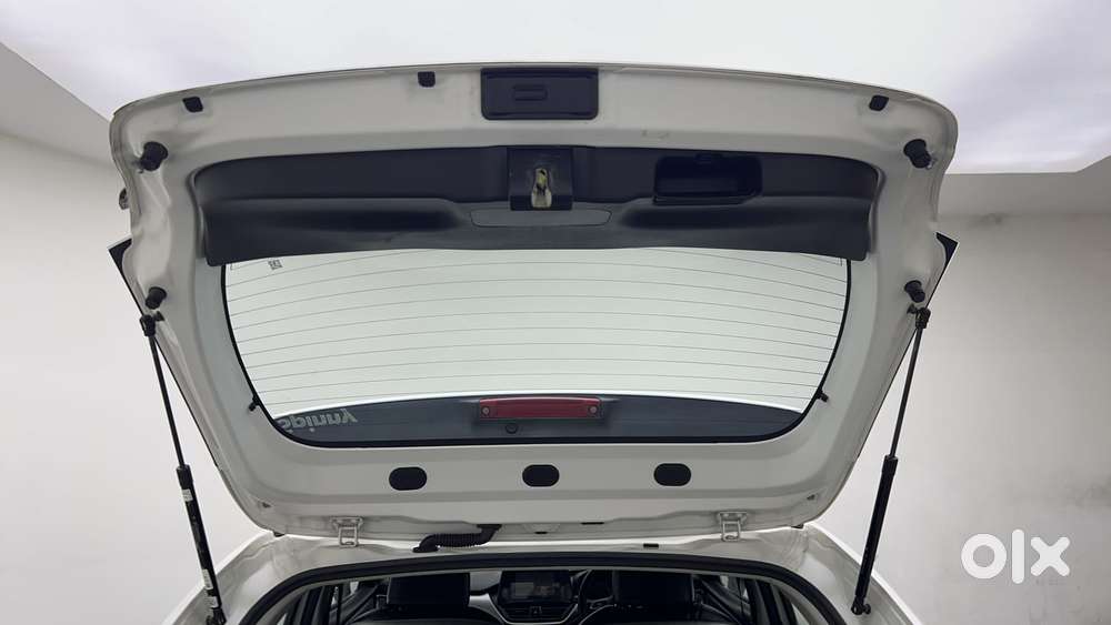 Maruti Suzuki Baleno Delta, 2023, Petrol
