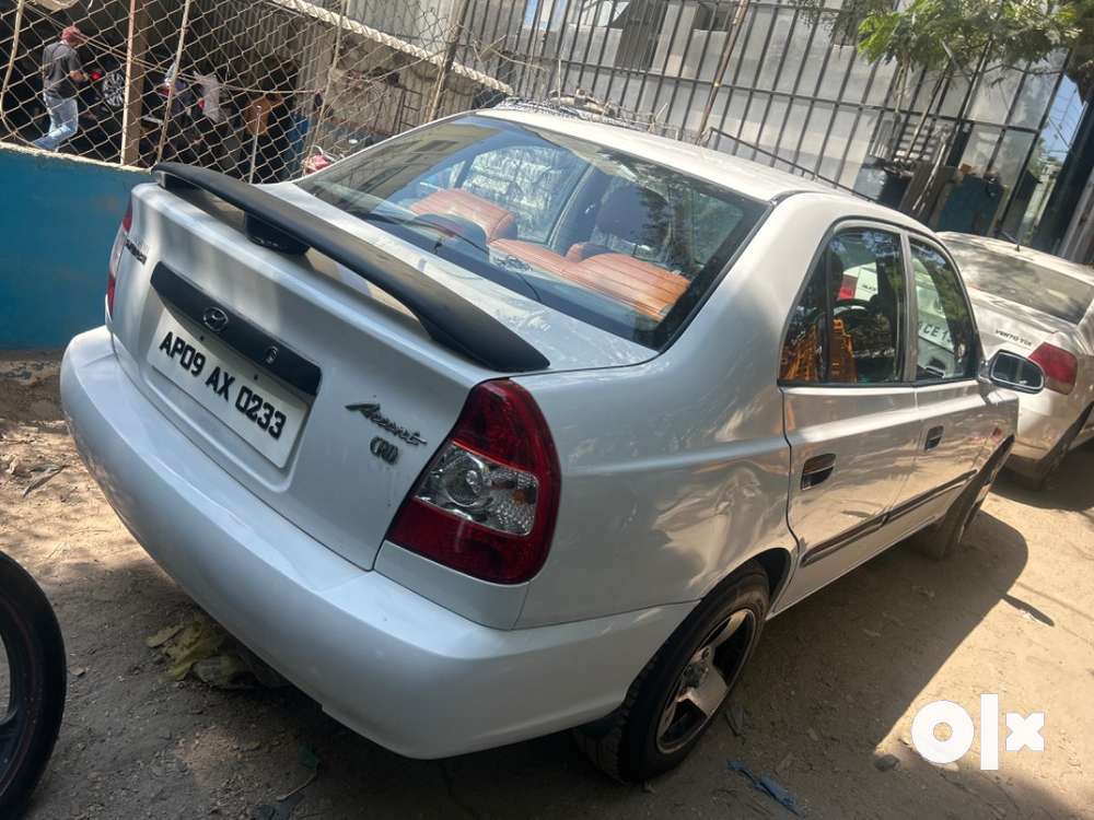 Hyundai store accent 2004