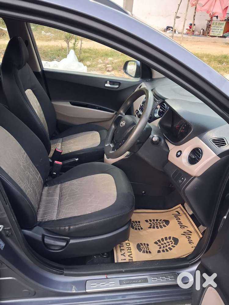 Hyundai Grand I10 Sportz Petrol Automatic 2014