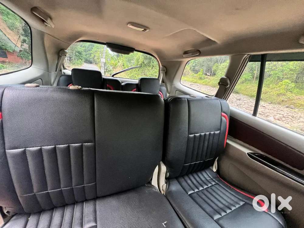 Toyota Innova 2013 Diesel 158000 Km Driven