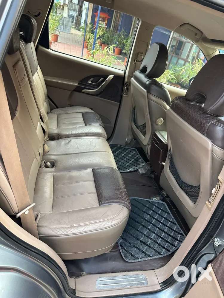 Mahindra Xuv500 2012