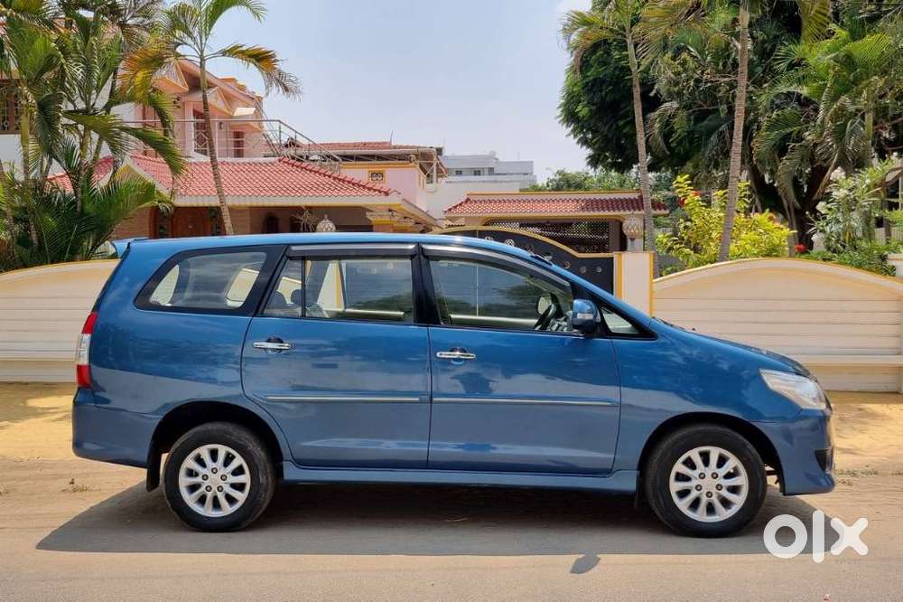 Toyota Innova 2.5 Vx 8 Str Bs-iii, 2012, Diesel