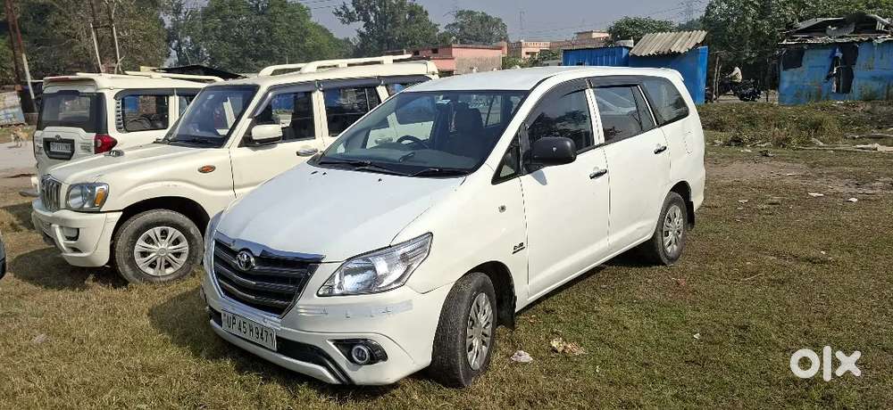 Toyota Innova 2011