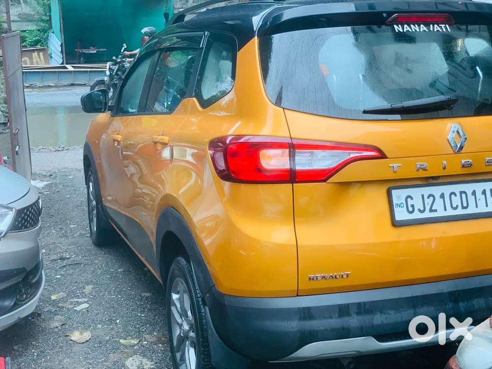 Renault Triber Rxz, 2023, Petrol