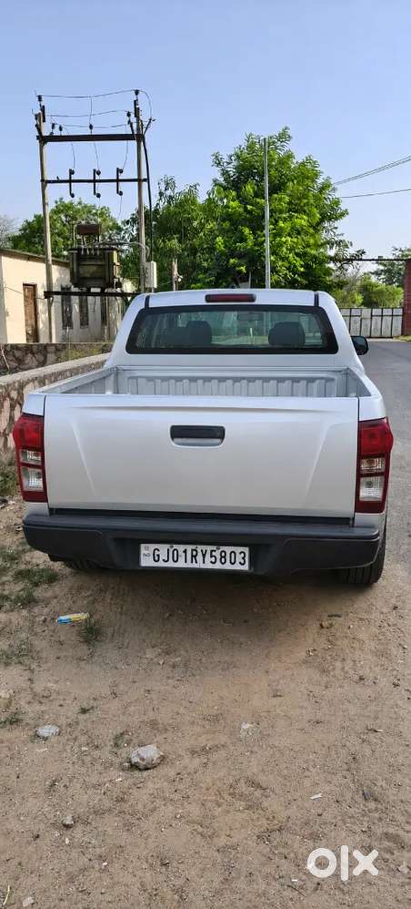 Isuzu  S-cab 2016 Diesel 104000 Km Driven