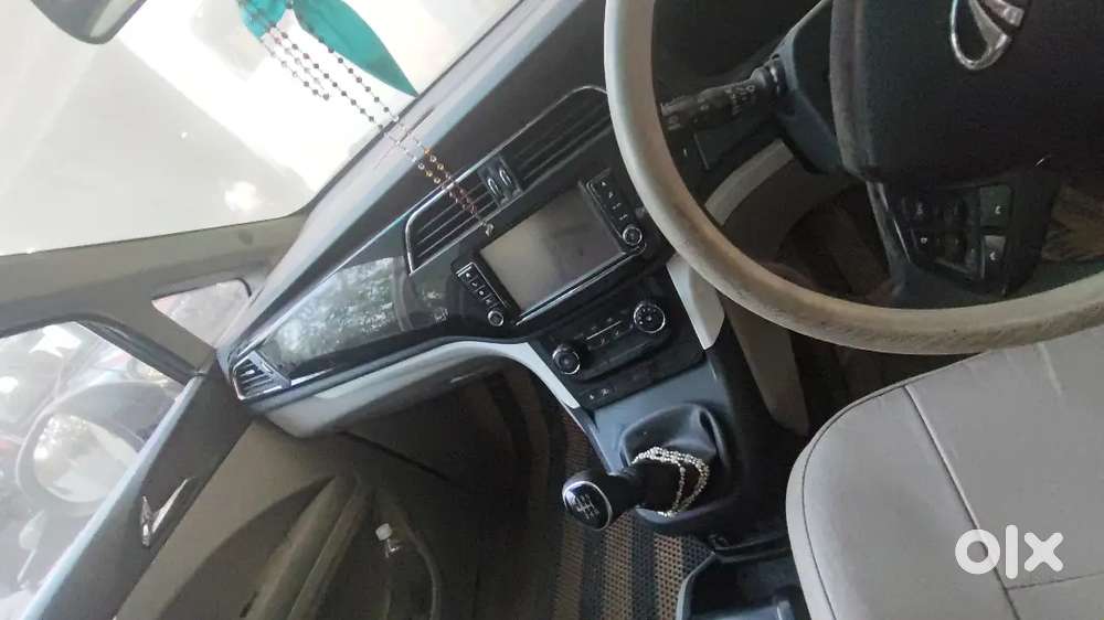 Mahindra Marazzo 2018 Diesel 150000 Km Driven