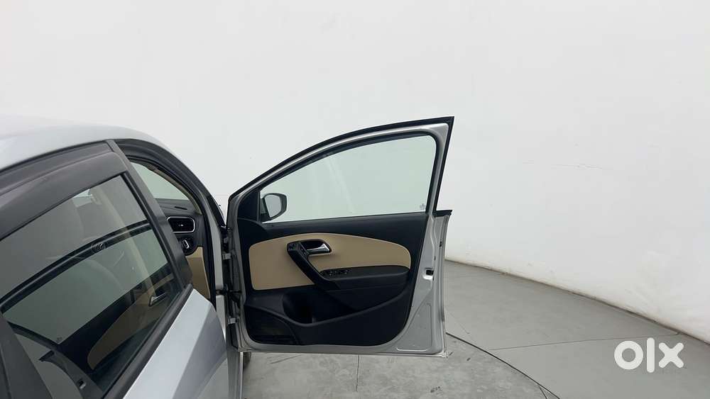 Volkswagen Ameo 1.2 Mpi Highline 16 Alloy, 2016, Petrol