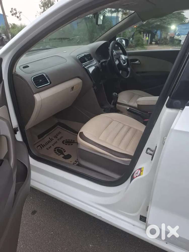Skoda Rapid 1.6 Elegance 2013