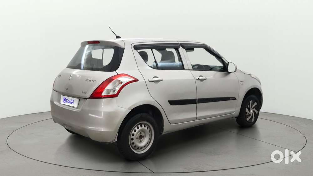 Maruti Suzuki Swift Lxi, 2016, Petrol