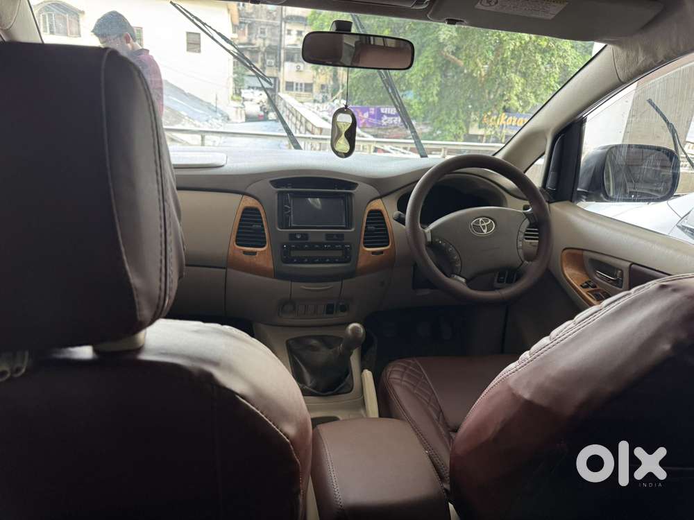 Toyota Innova 2.5 Vx 7 Str, 2011, Diesel