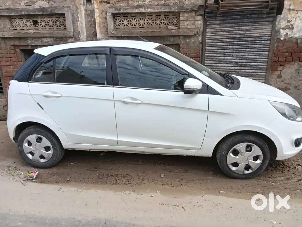 Tata Bolt 2016