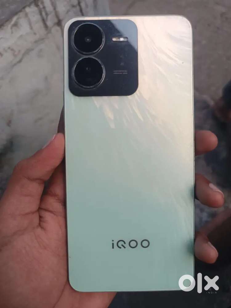 Iqoo z9x 5g 8 128 gb - Mobile Phones in undefined, - 1849460087
