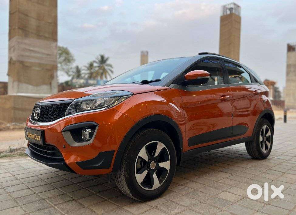 Tata Nexon 1.2 Revotron Xza Plus, 2018, Petrol