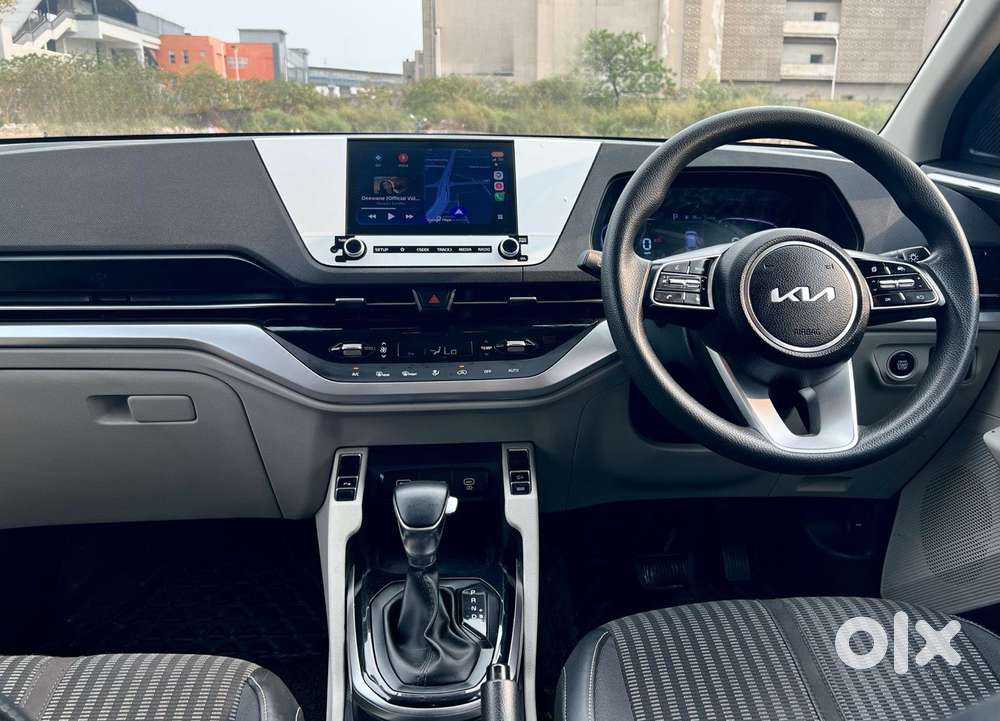 Kia Carens 1.4 Prestige Plus Turbo Dct 7 Str, 2023, Petrol