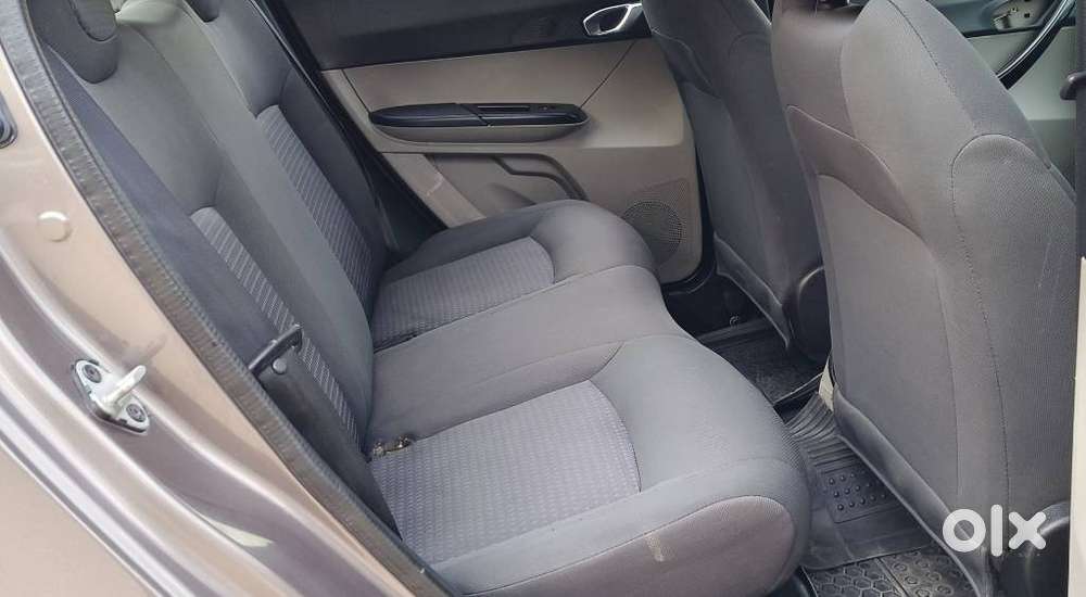 Tata Tiago 1.2 Revotron Xza, 2017, Petrol